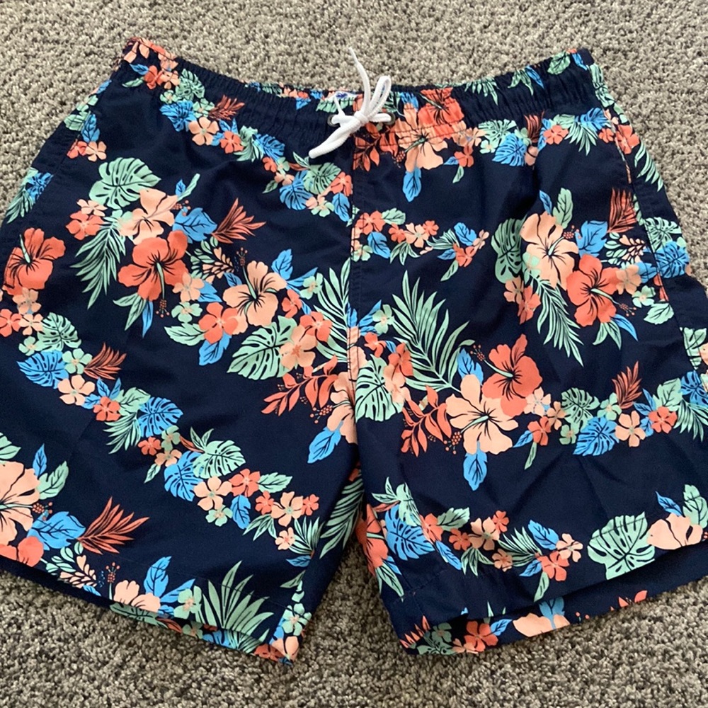 NWOT TRUNKS mens swim shorts 🩳